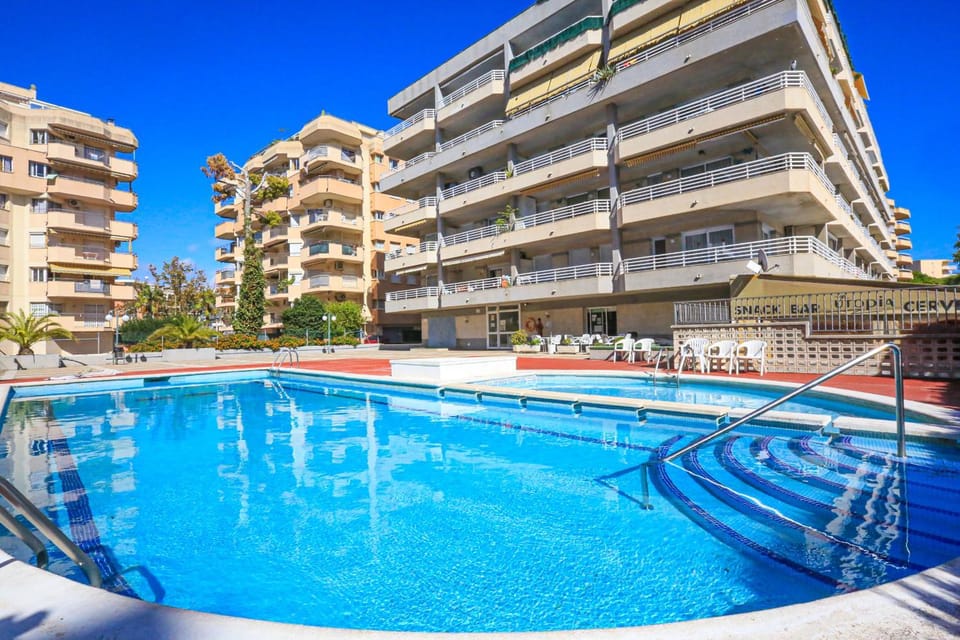 LITORAL COSTA DORADA - ZAHARA Only families Apartment in Salou