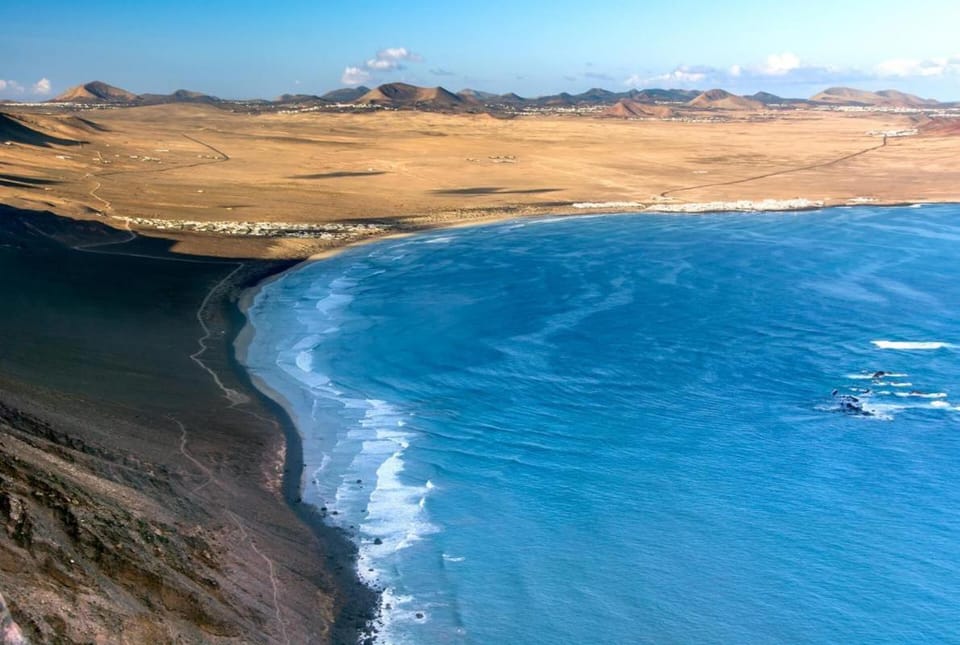 Mar Azul, Panorama View Apto de Oasis Vasiliko , La Asomada Apartment in Isla de Lanzarote