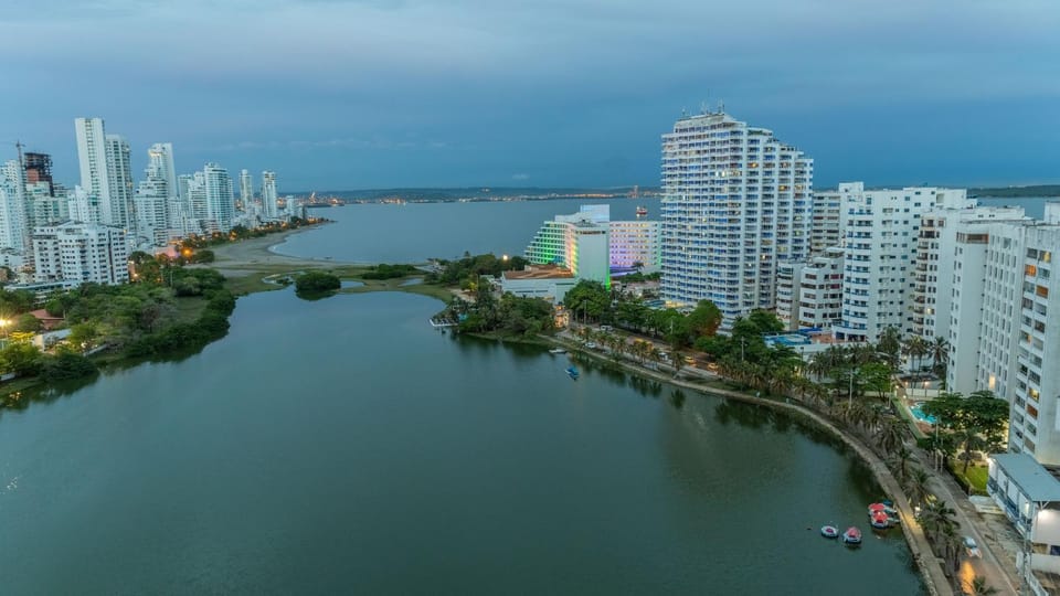 Neighbourhood, Bird's eye view, Beach
