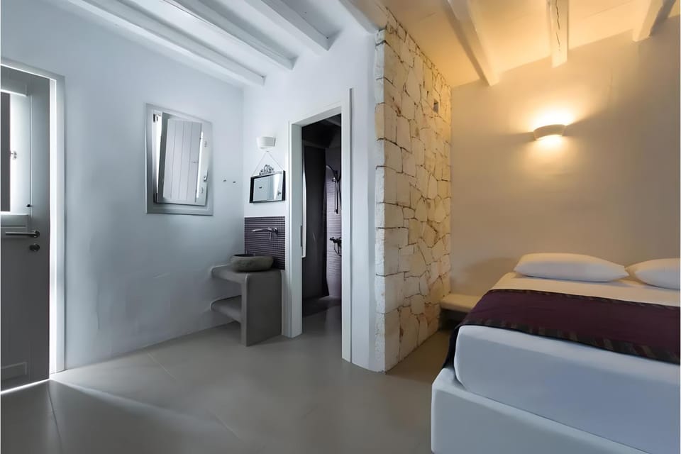 Property building, Living room, Bedroom