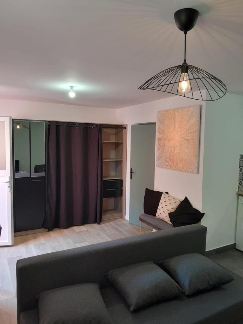 Le coucou, studio tout équipé proche gare Apartment in Brittany