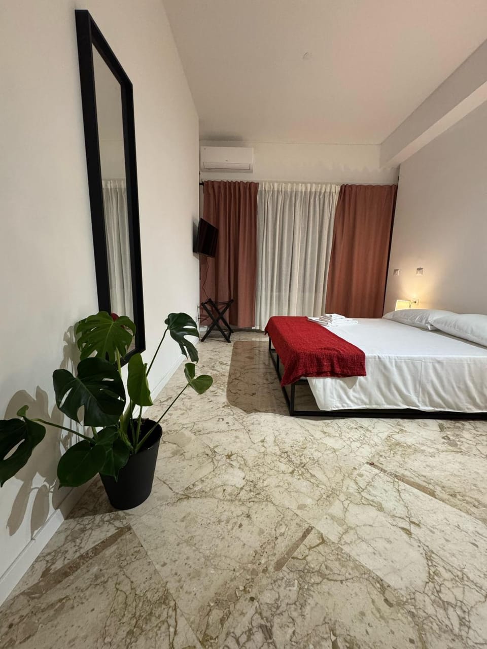 Residenza Piramide Bed and Breakfast in Rome