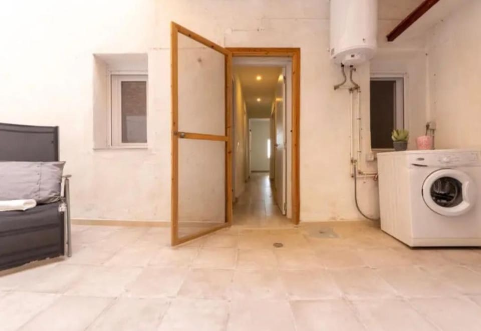 Inner courtyard view