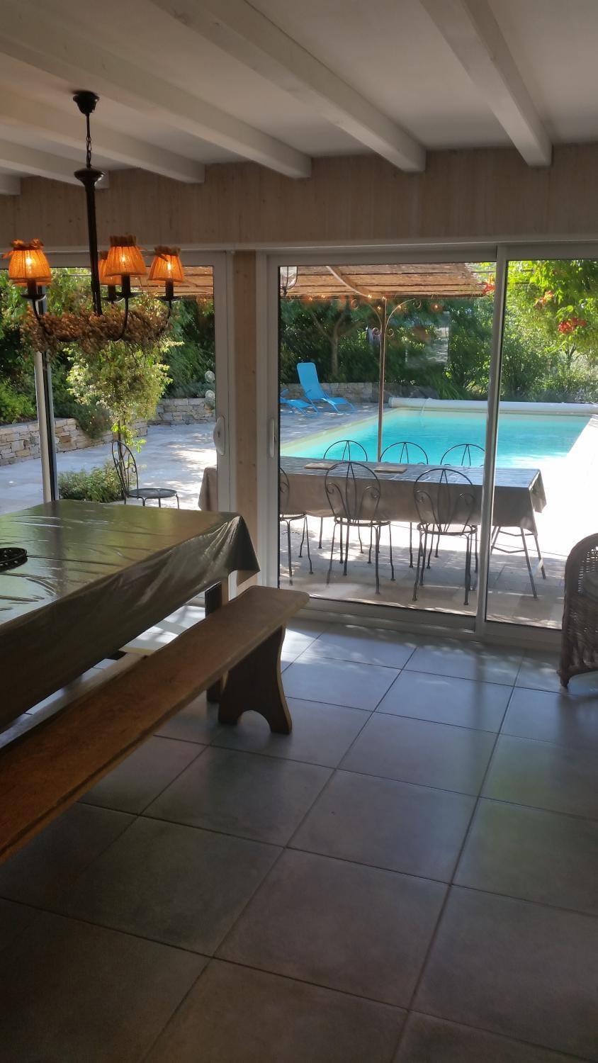 Dining area, Garden view, Pool view