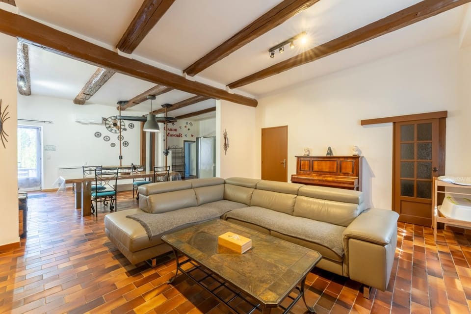 Property building, Living room