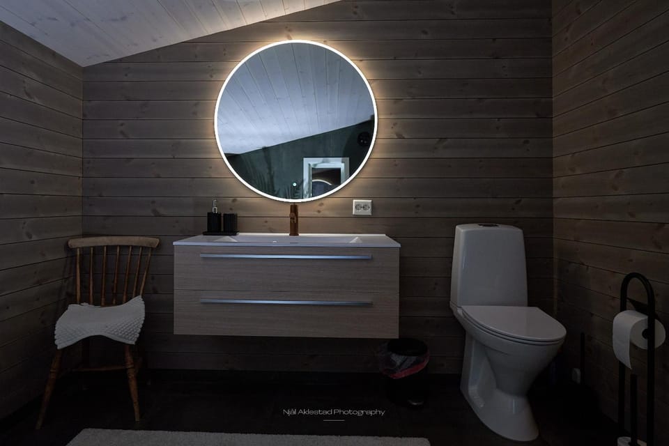 Toilet, Bathroom