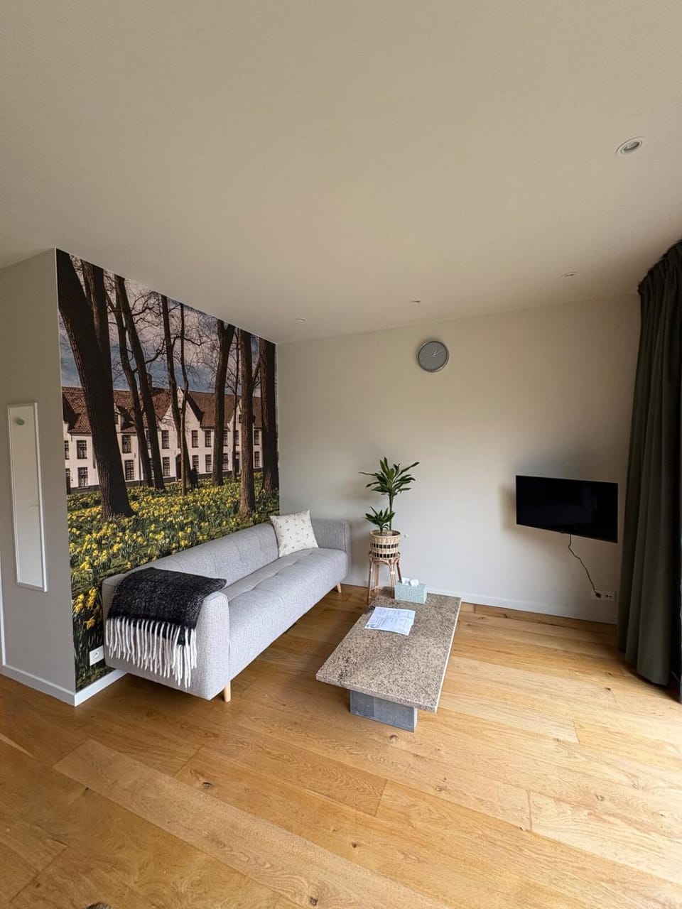 Cozy guestroom near city center Apartment in Bruges