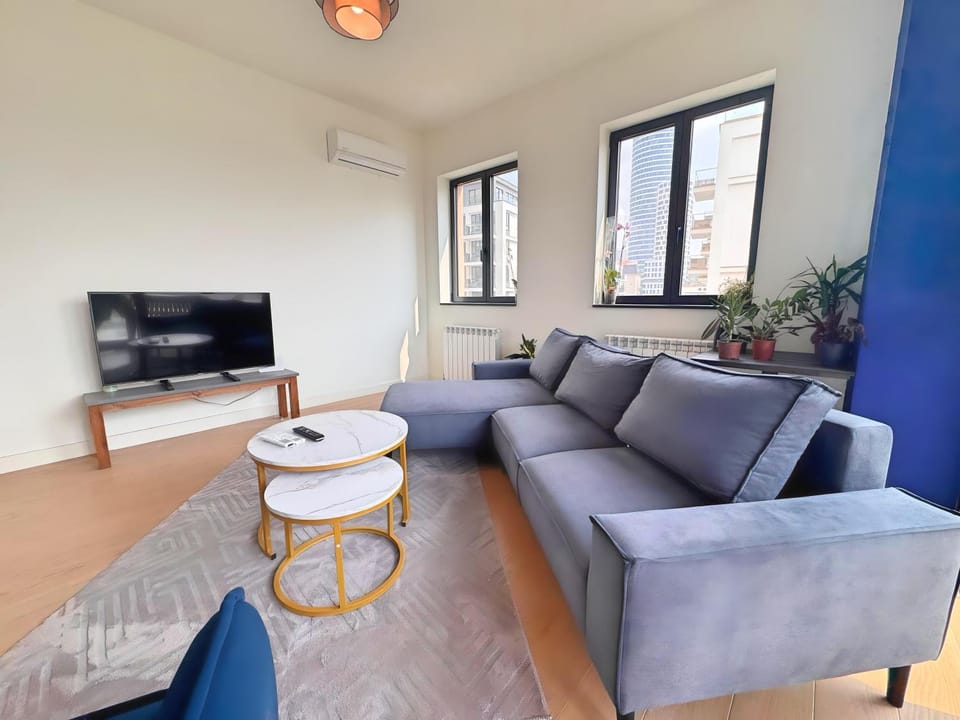 Communal lounge/ TV room, Living room, Seating area, air conditioner