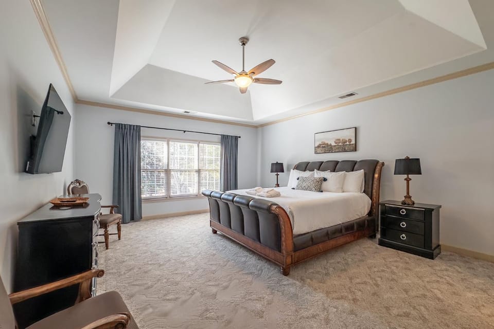 Bright & Airy Home Near Cartersville Attractions House in Cartersville