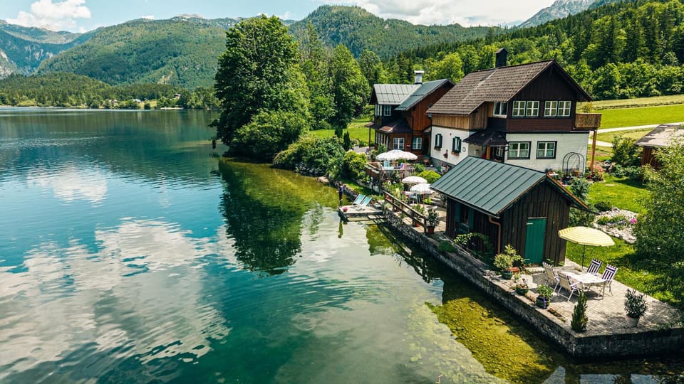 Property building, Bird's eye view, Mountain view, River view