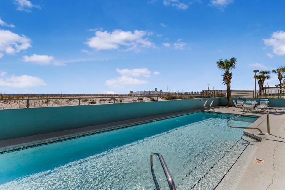 Westwind 802 by Vacation Homes Collection Apartment in West Beach