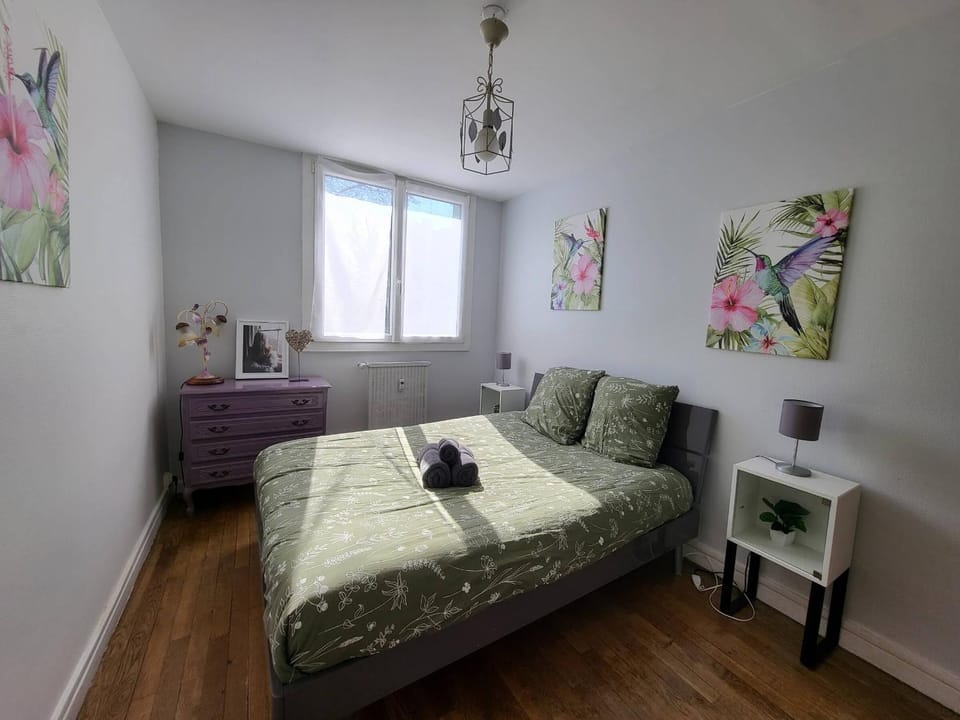 Bed, Bedroom, wardrobe