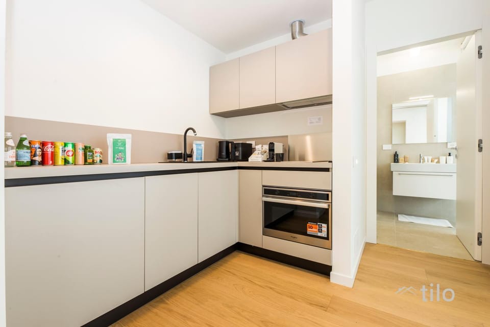 Coffee/tea facilities, Kitchen or kitchenette, dishwasher, minibar, oven, stove, toaster