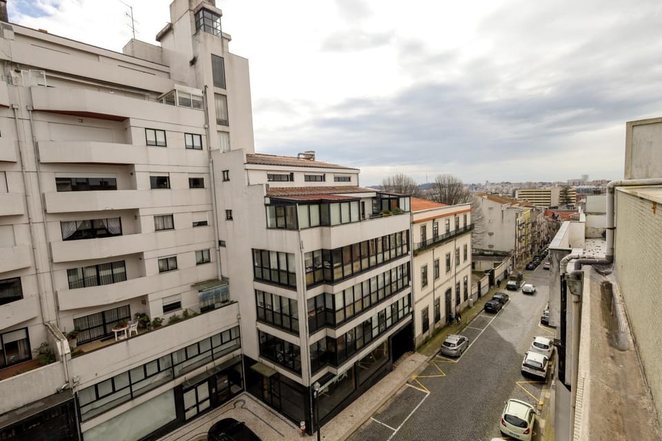 Neighbourhood, City view, Street view, Location
