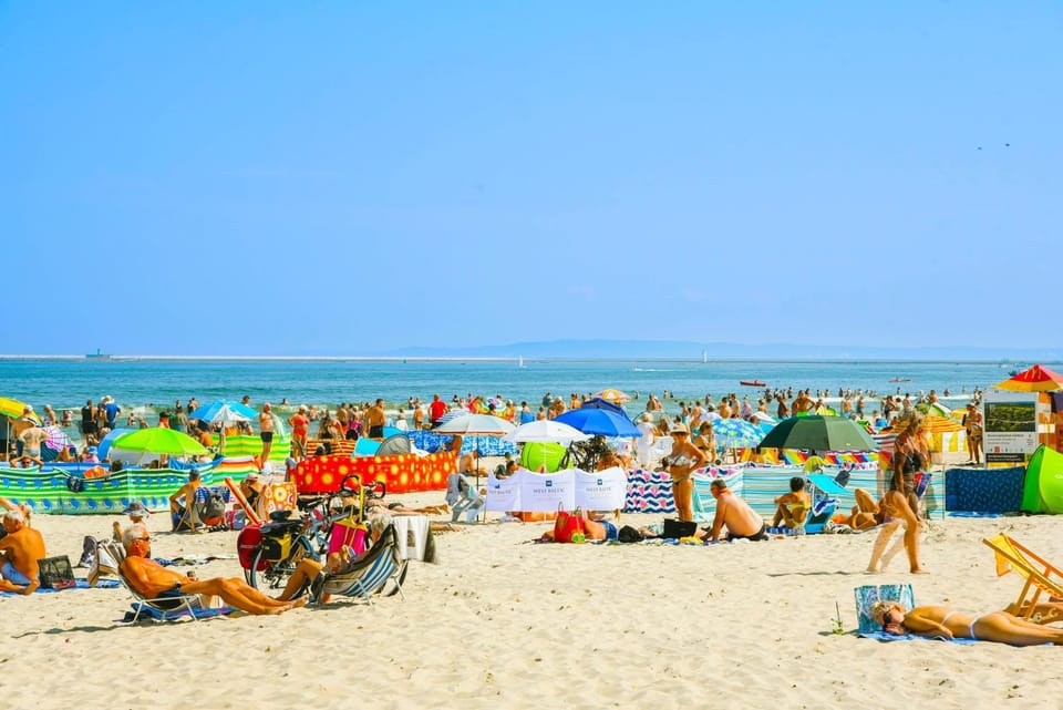 Nearby landmark, People, Beach, sunbed