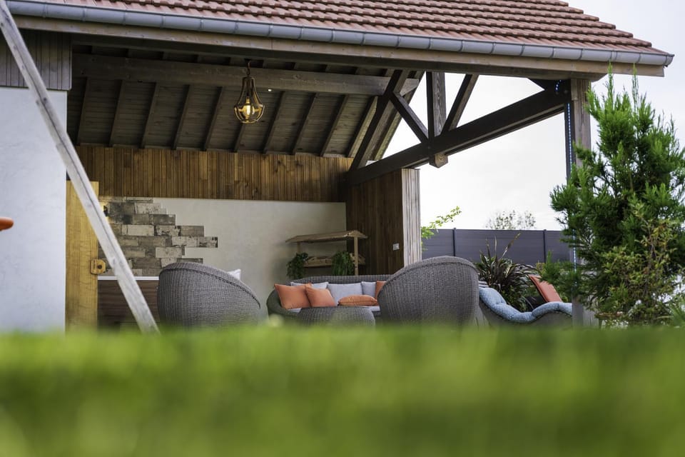Patio, Balcony/Terrace