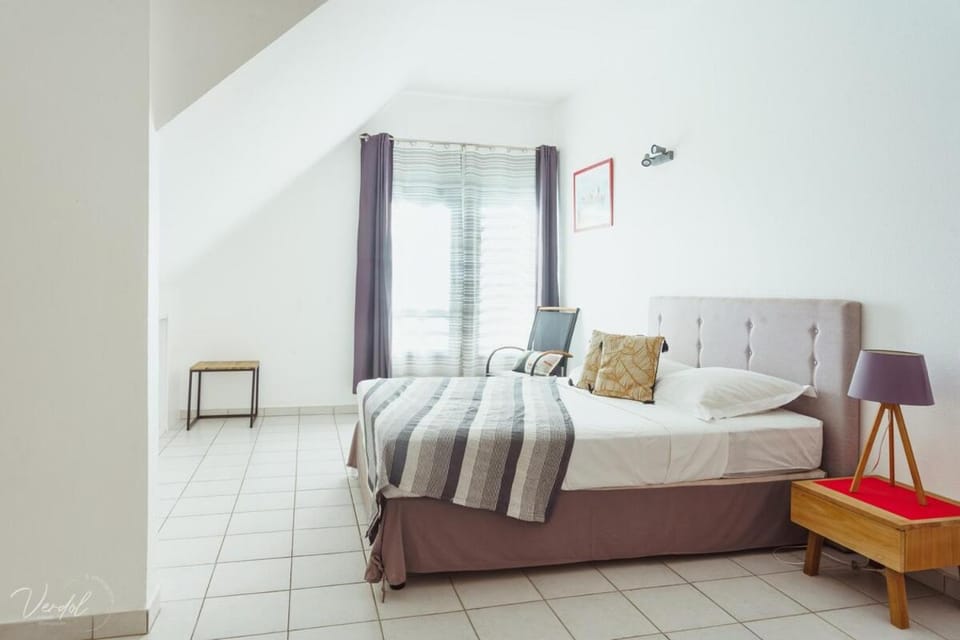 Chaleureux et spacieux duplex proche de la plage Apartment in Le Gosier