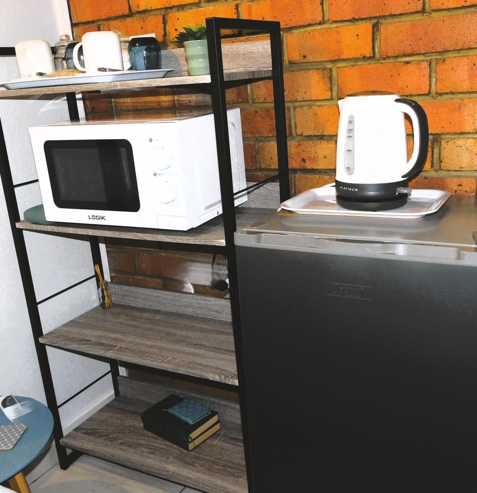 Coffee/tea facilities, Kitchen or kitchenette
