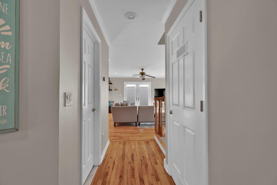 Oceanfront Villa - Panoramic NYC Views - Luxury Home Villa in Middletown