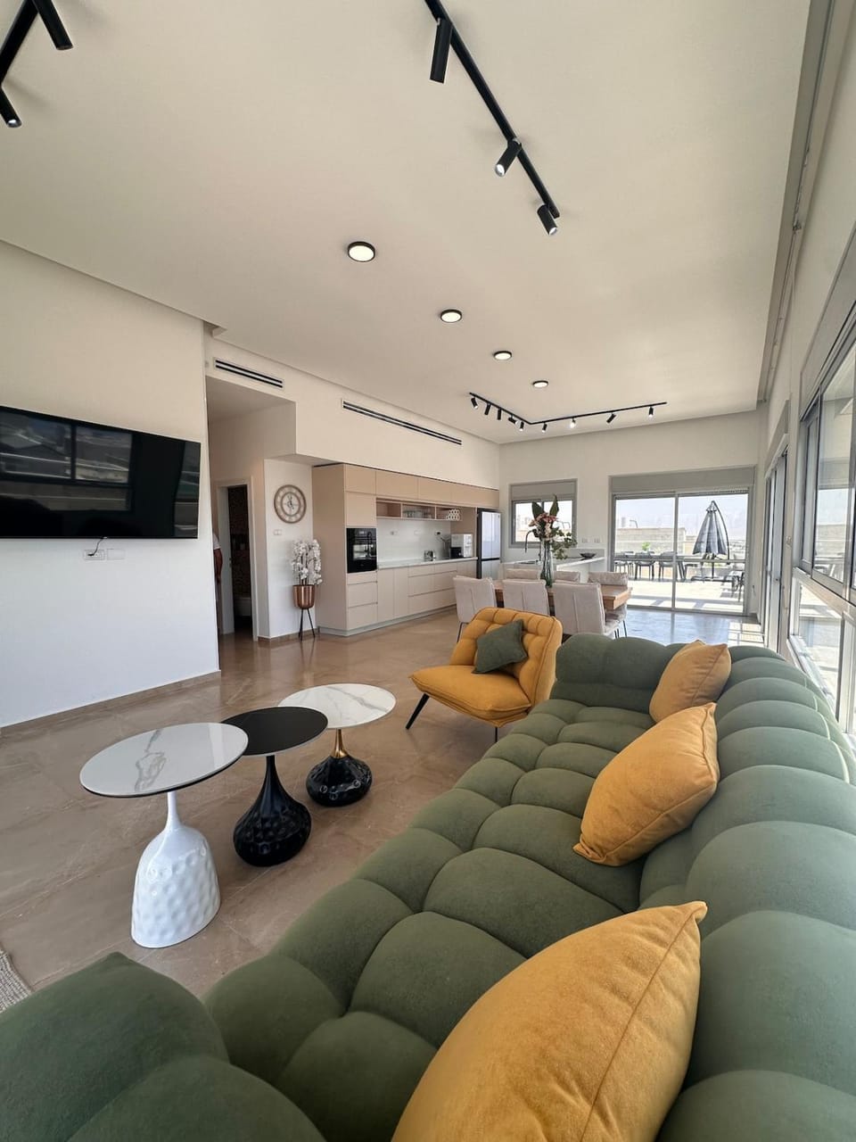 Penthouse dafna Private Heated Pool 4BR Apartment in Eilat
