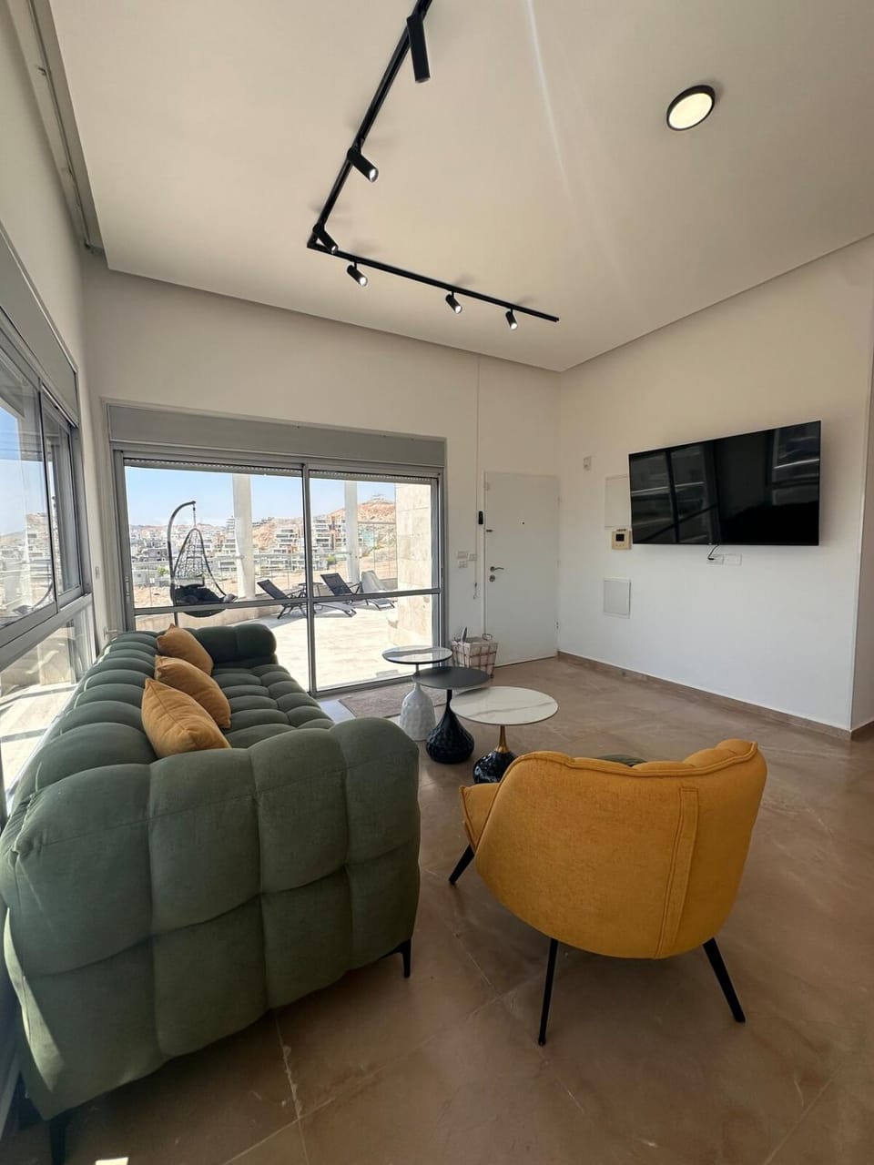 Penthouse dafna Private Heated Pool 4BR Apartment in Eilat