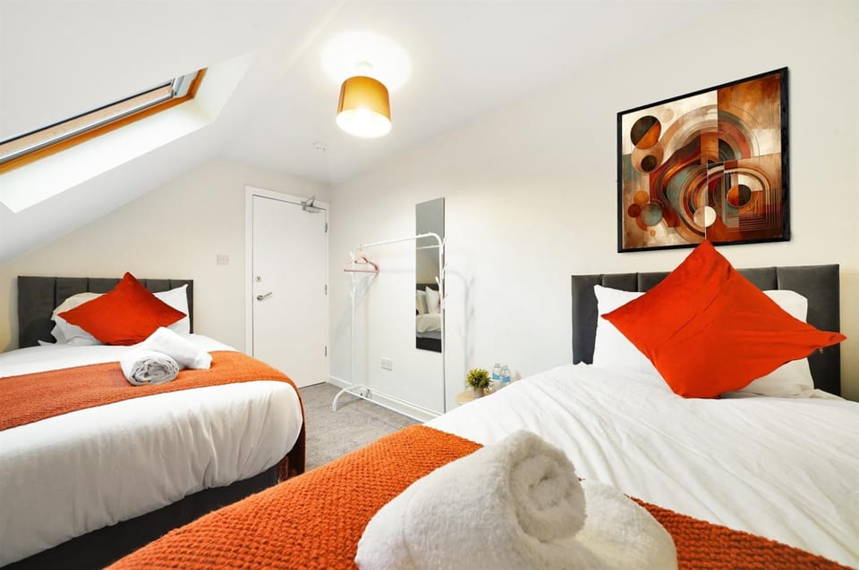 Bed, Photo of the whole room