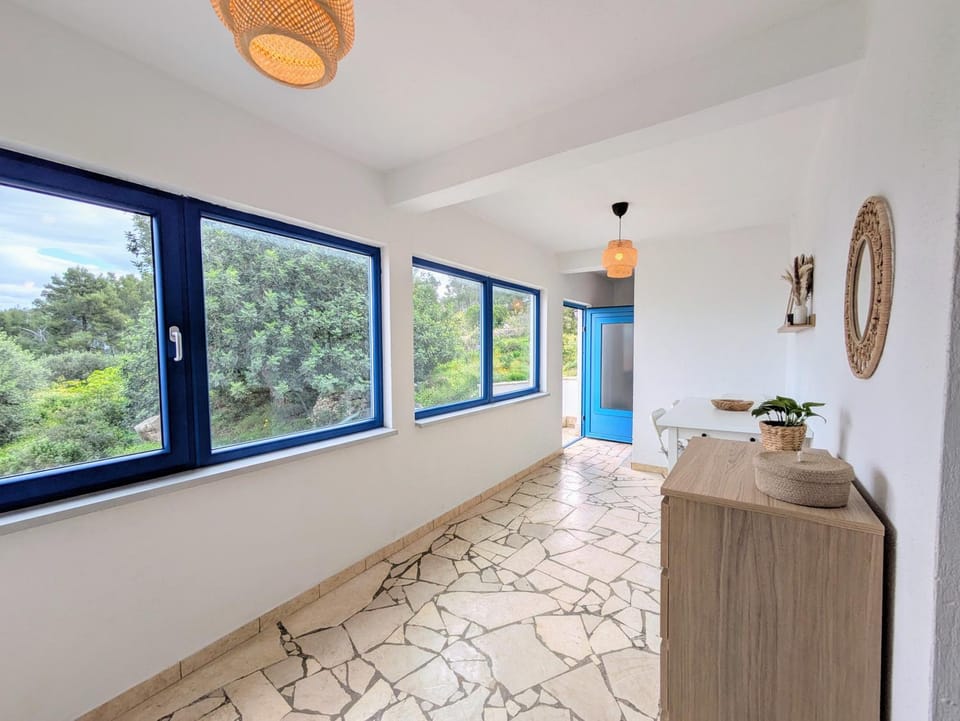 View (from property/room), Dining area, Breakfast
