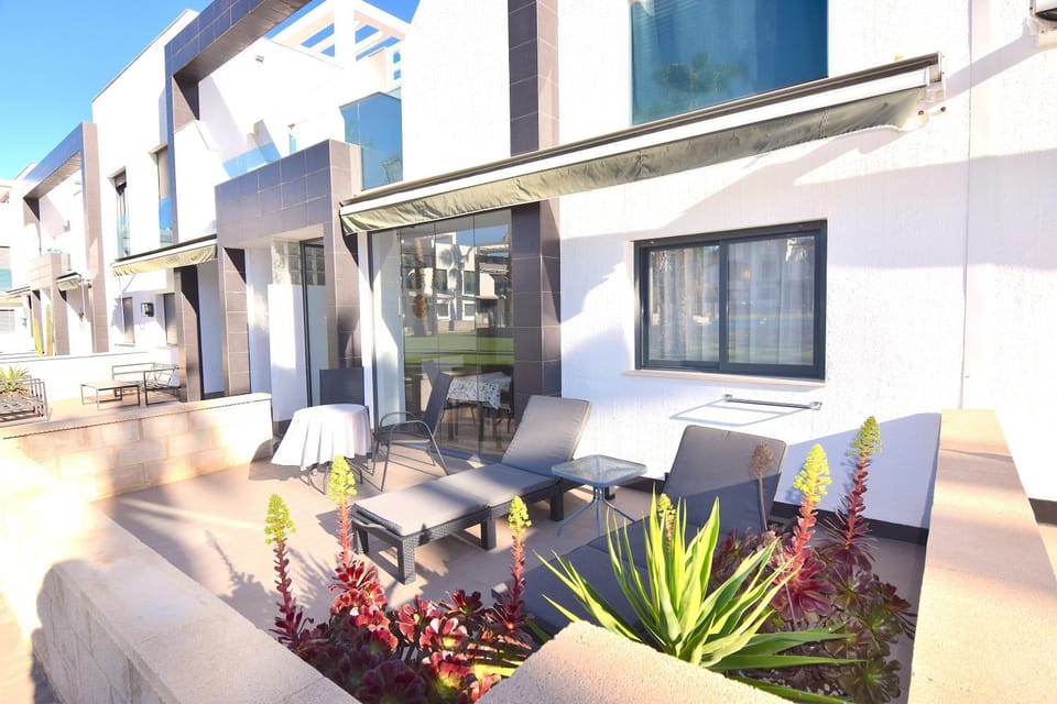 Magnifico apartamento en Oasis Beach Apartment in Vega Baja del Segura