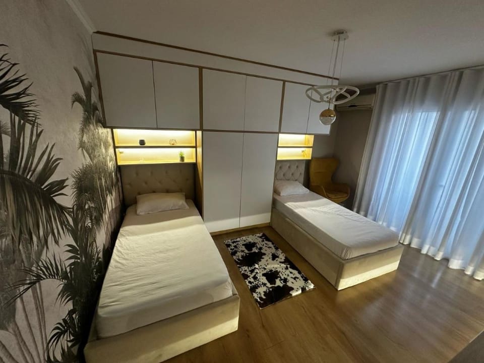 Bed, Photo of the whole room, Bedroom, wardrobe