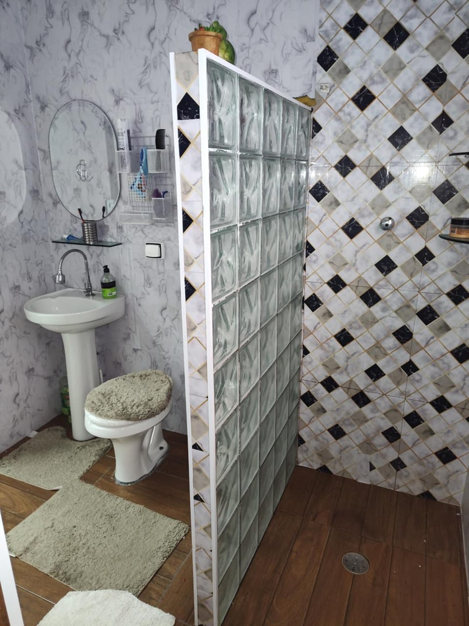 Shower, Toilet, Bathroom