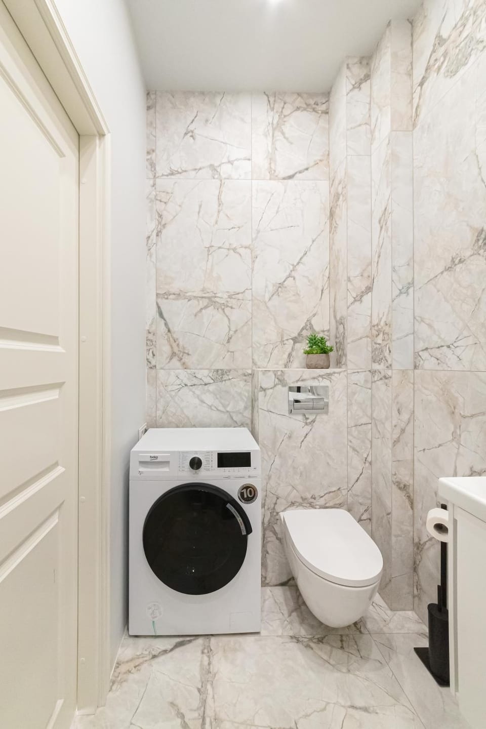 Toilet, Bathroom, washing machine, dryer