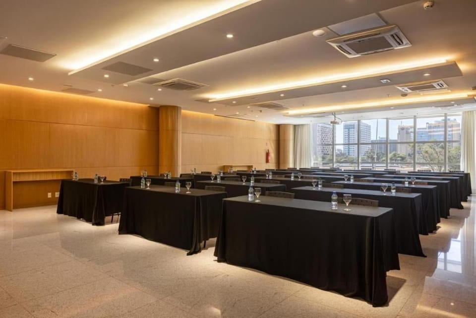 Meeting/conference room