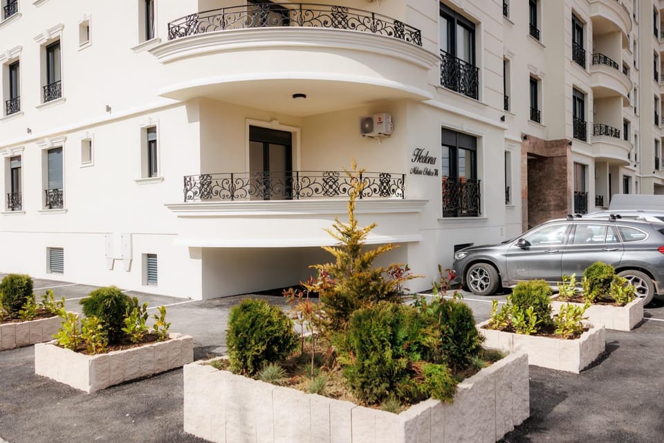 Property building, Parking