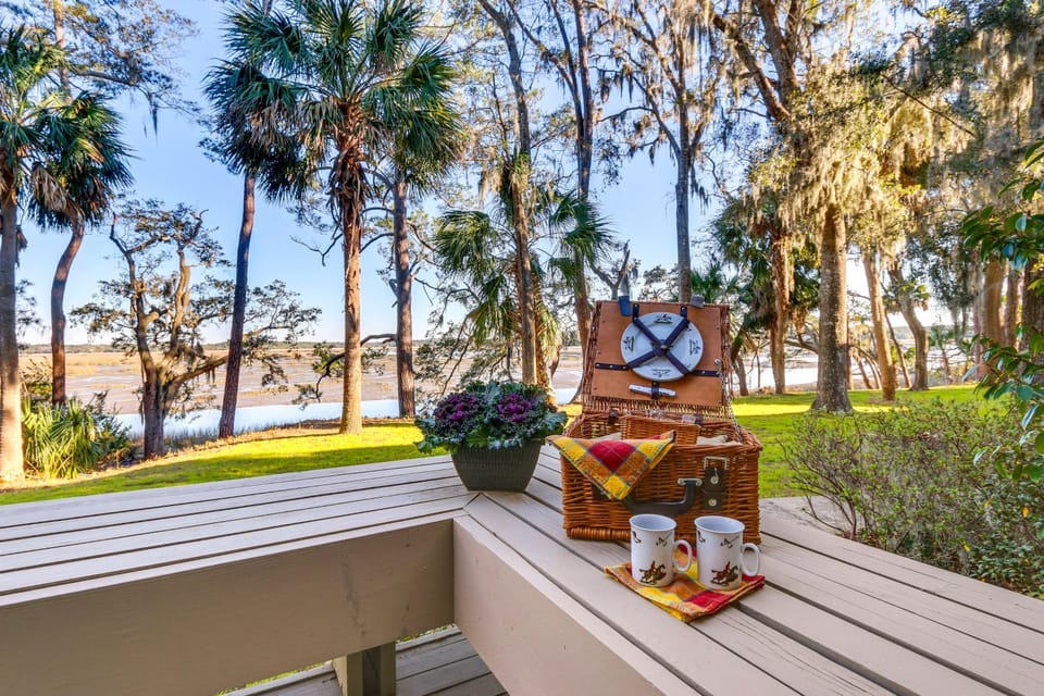 Waterfront Home on Dataw Island: Golf & Amenities! House in Saint Helena Island