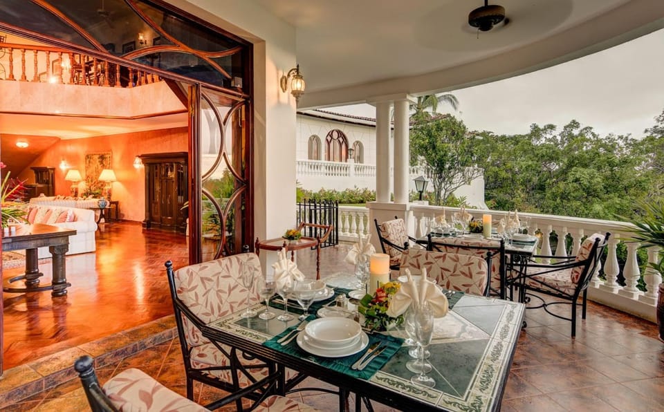 Balcony/Terrace, Dining area