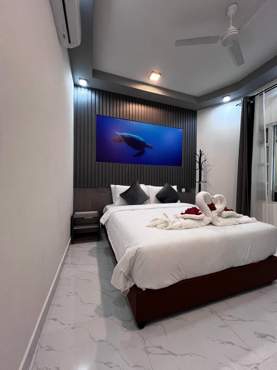Bed, Bathroom, Balcony/Terrace, Bedroom, Breakfast
