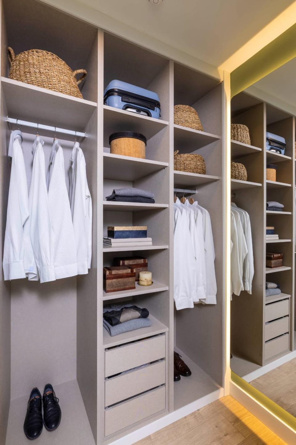 wardrobe