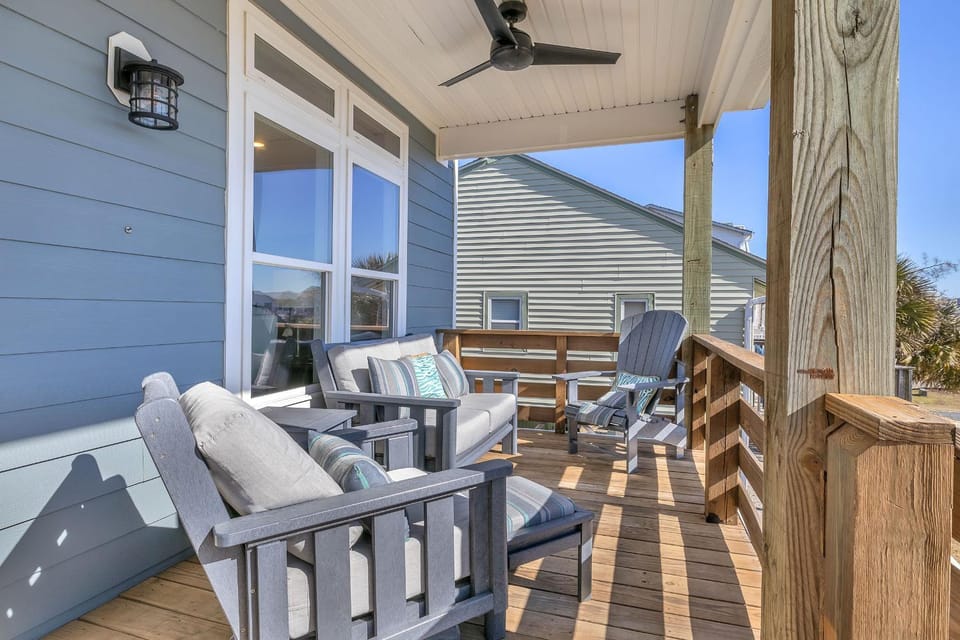 Feels Like Home by Oak Island Accommodations House in Oak Island