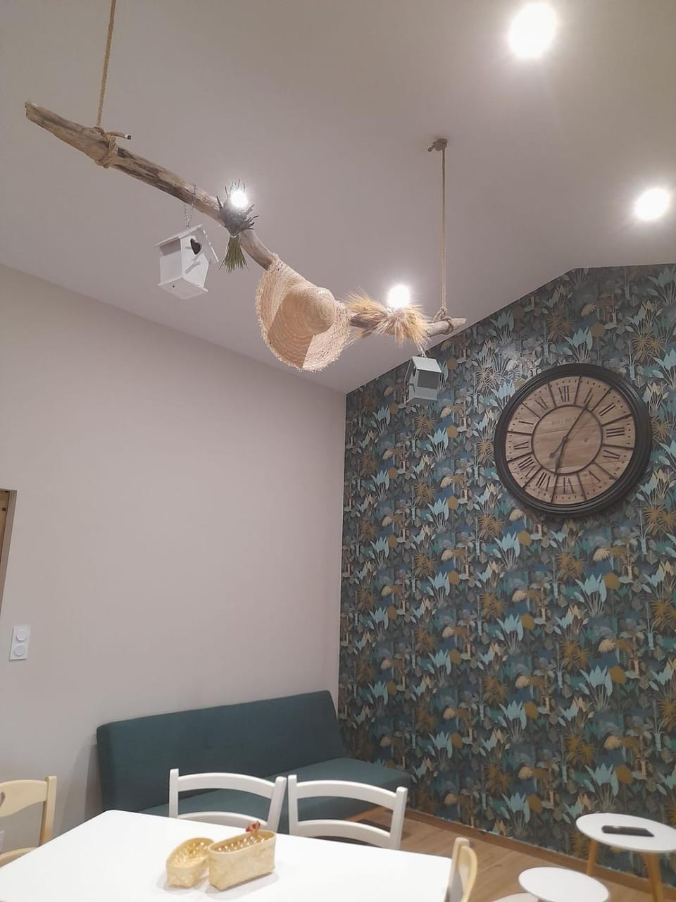 Gîte La Chouette Hulotte classé 3 étoiles Spa, Mt Ventoux, Parc Spirou House in Flassan