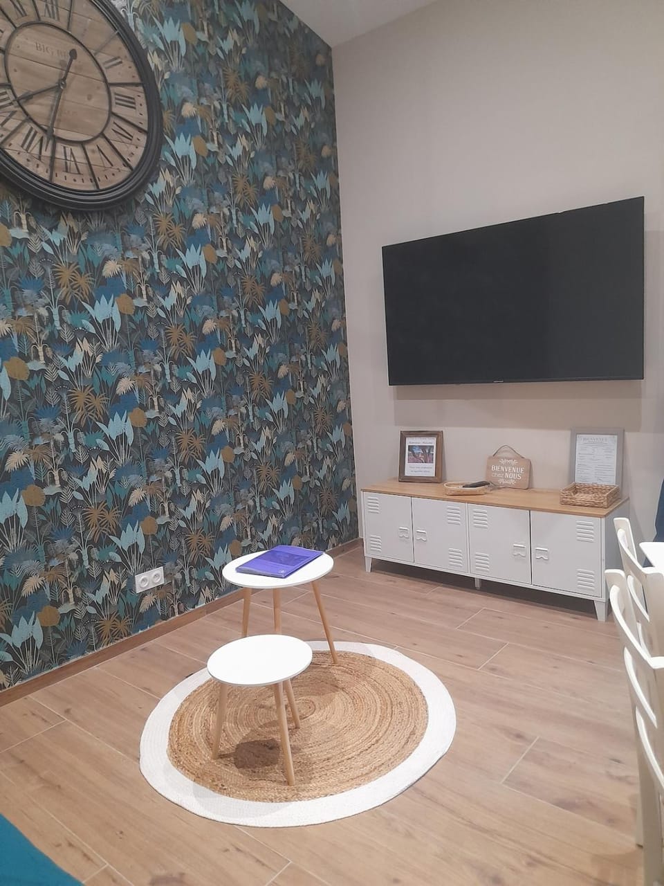 Gîte La Chouette Hulotte classé 3 étoiles Spa, Mt Ventoux, Parc Spirou House in Flassan