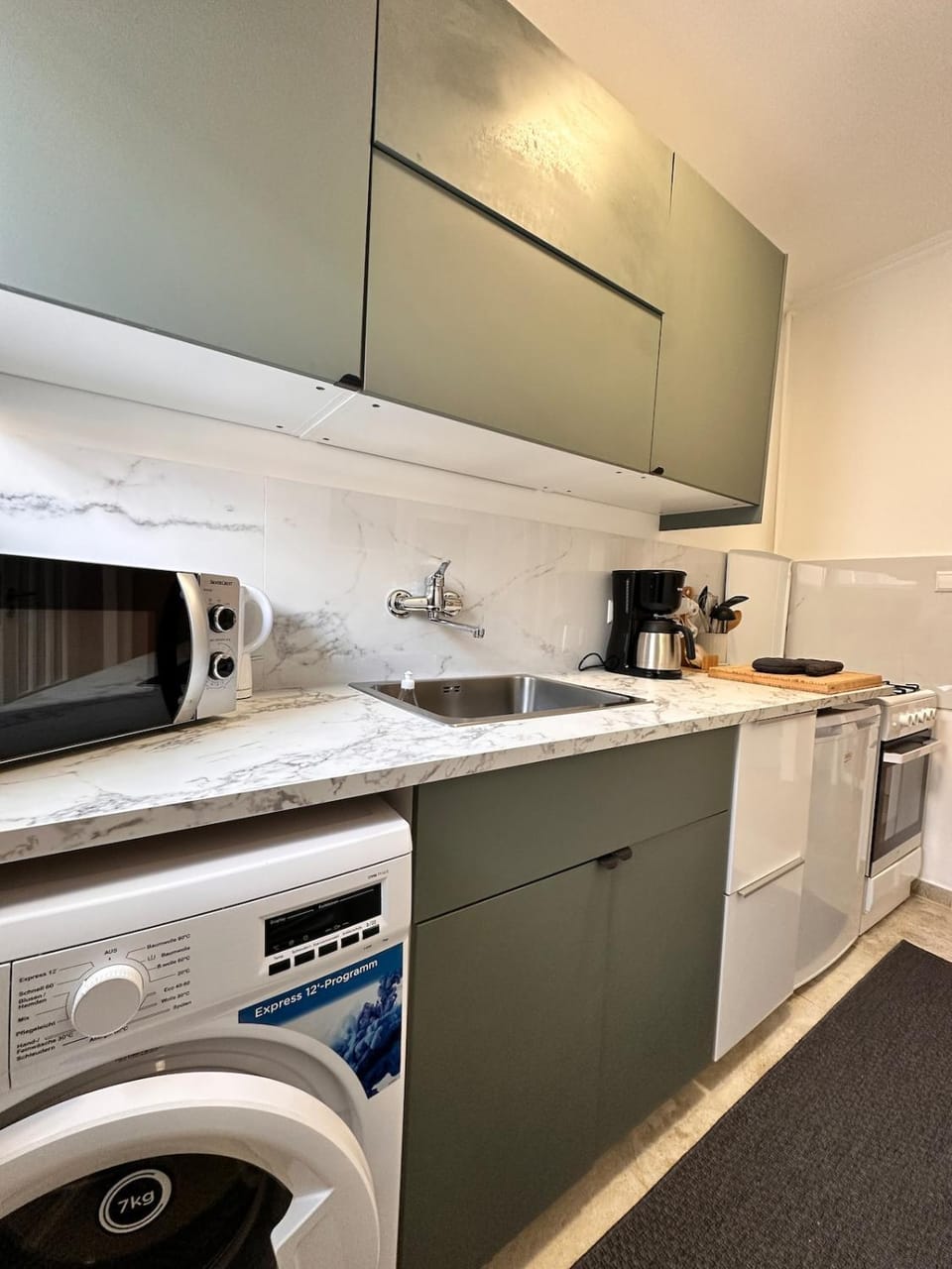 Stylish Apt in Neukölln kiez Privat Parkplatz Apartment in Berlin