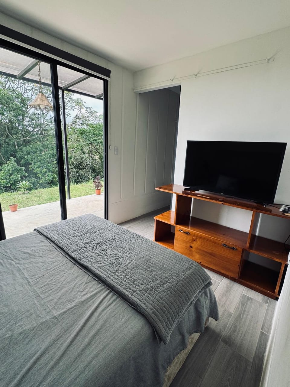 Kèbi Container Home near Blue Falls Apartment in Alajuela Province