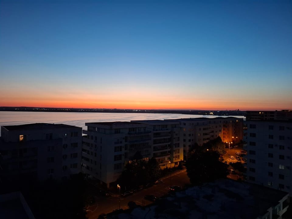 Natural landscape, Nightclub / DJ, View (from property/room), Balcony/Terrace, Landmark view, Sunset