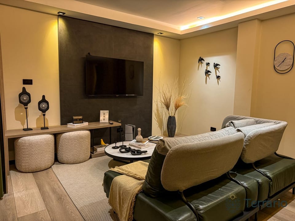 TV and multimedia, Living room, Seating area