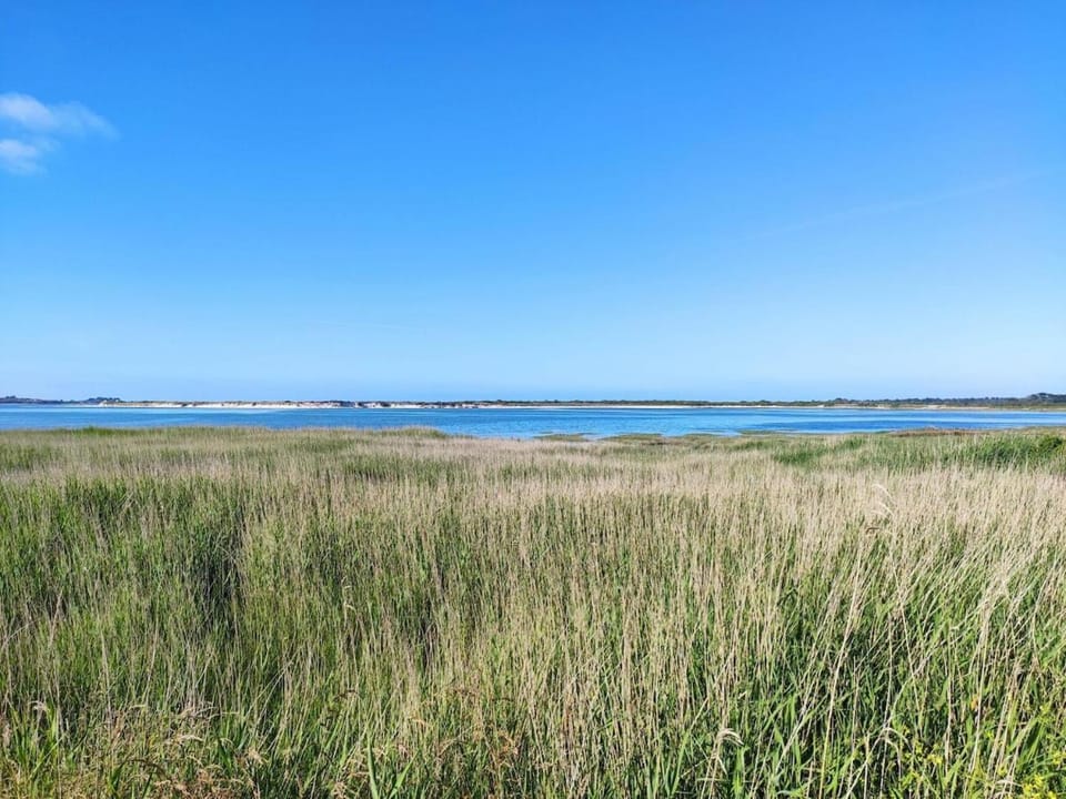 Maison en bretagne en face de la mer et du GR 34 House in Finistere