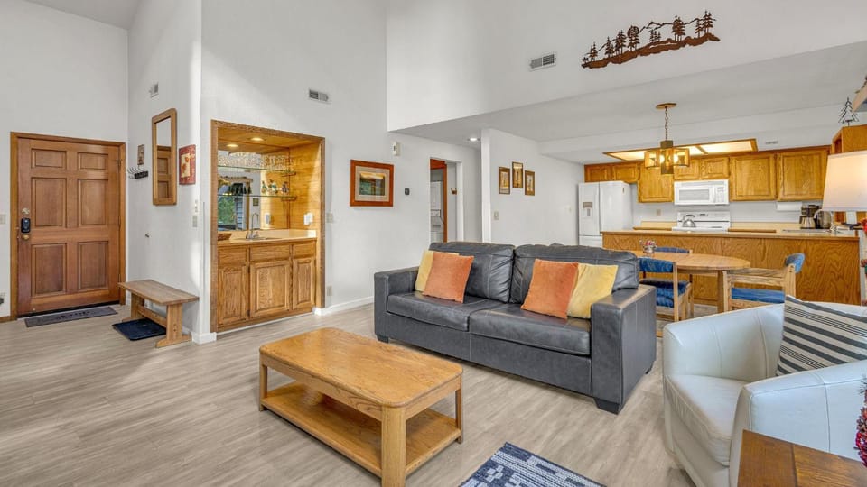Ridge Condo - Unit 8 House in Sunriver