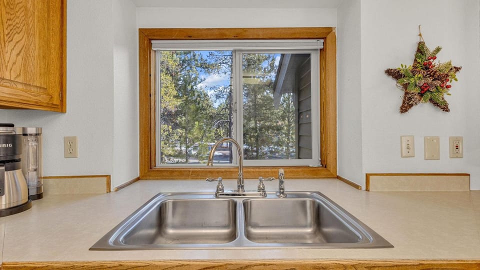 Ridge Condo - Unit 8 House in Sunriver