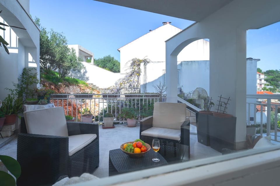 Ana del Sol - ZF Hvar Apartment in Hvar