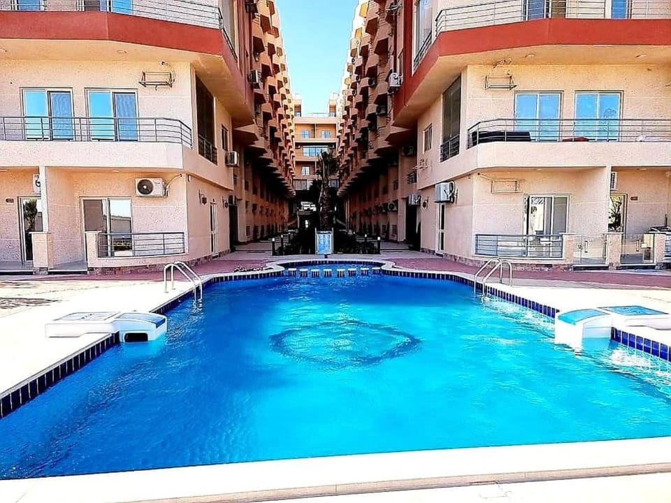 Property building, Pool view, Swimming pool