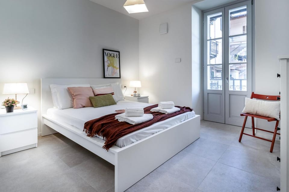 Bed, Bedroom, locker